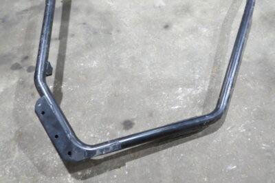 2013 JOHN DEERE 825I XUV GATOR, LEFT LH CAB SUPPORT BAR (OPS1207) - Image 3