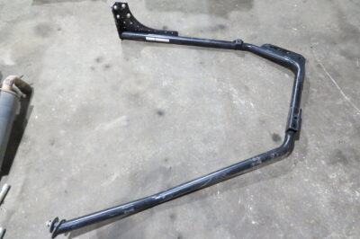 2013 JOHN DEERE 825I XUV GATOR, LEFT LH CAB SUPPORT BAR (OPS1207) - Image 6