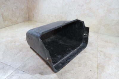 2013 JOHN DEERE 825I XUV GATOR, DASH STORAGE COMPARTMENT (OPS1207) - Image 4