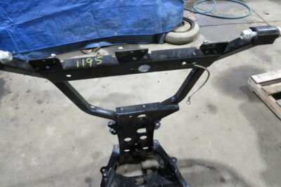 2014 JOHN DEERE GATOR XUV 825i, SUB FRAME (OPS1195) - Image 5