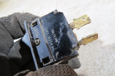 2013 JOHN DEERE 825I XUV GATOR, ON AND OFF SWITCH  (OPS1207) - Image 3