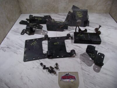 2013 JOHN DEERE RSX 850I SPORT. LOT OF MISC BRACKETS (OPS1227)