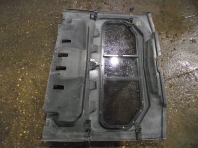 2013 JOHN DEERE RSX 850I SPORT. REAR CAB PANEL WITH WINDOW M166428 (OPS1227) - Image 8