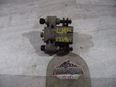 2015 JOHN DEERE 625I XUV GATOR, REAR LEFT LH BRAKE CALIPER (OPS1215)