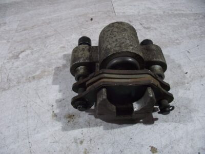 2015 JOHN DEERE 625I XUV GATOR, REAR LEFT LH BRAKE CALIPER (OPS1215) - Image 3